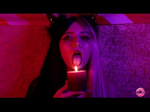❤️ Blowjob Ghairah dari Succubus Seksi dengan Mulut Penuh Video persetan  pada kami ❌